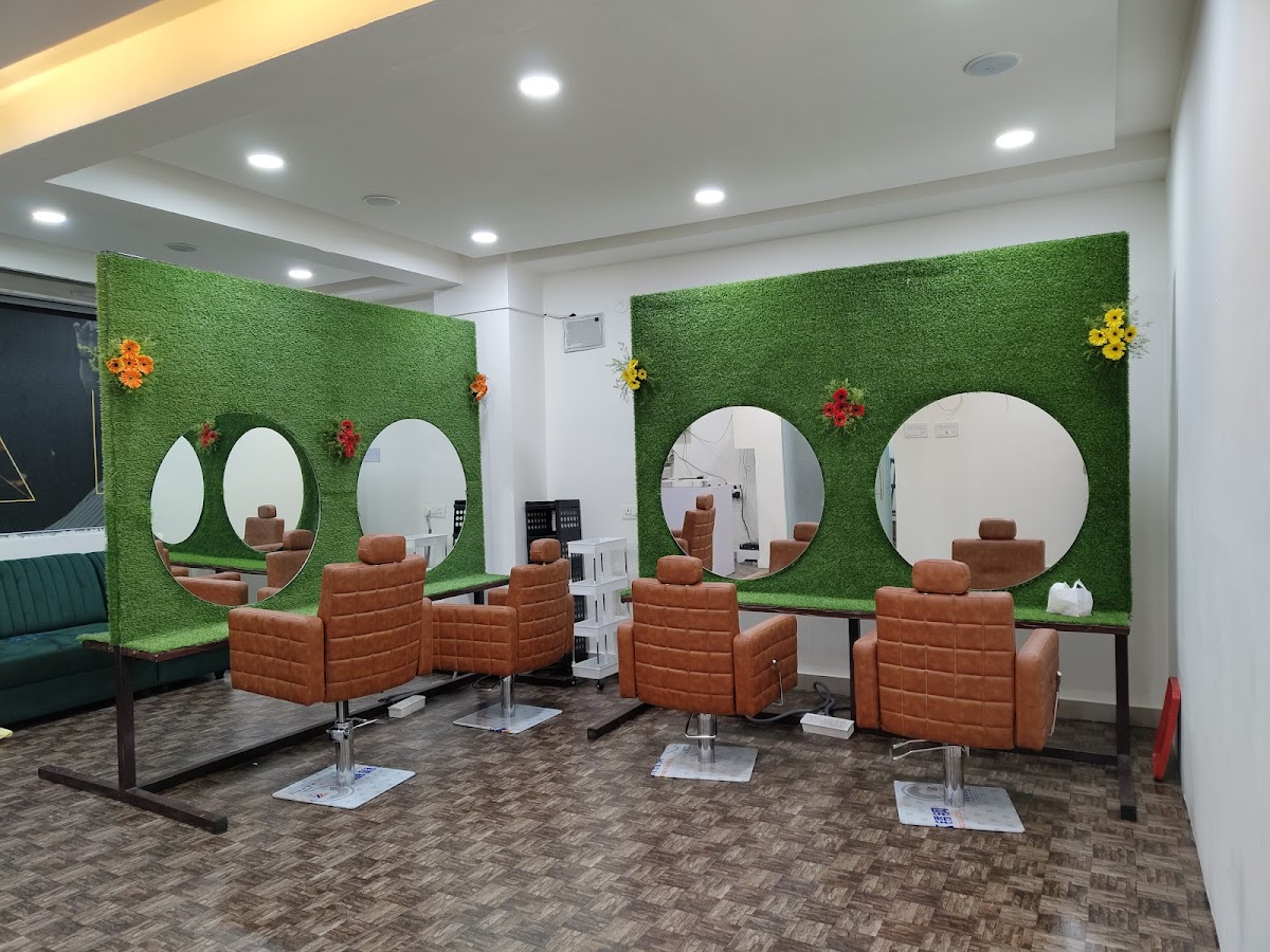 D'Vine The Family Salon