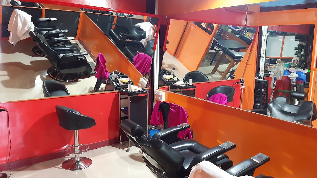 Diya Beauty Parlour And Stitching Center