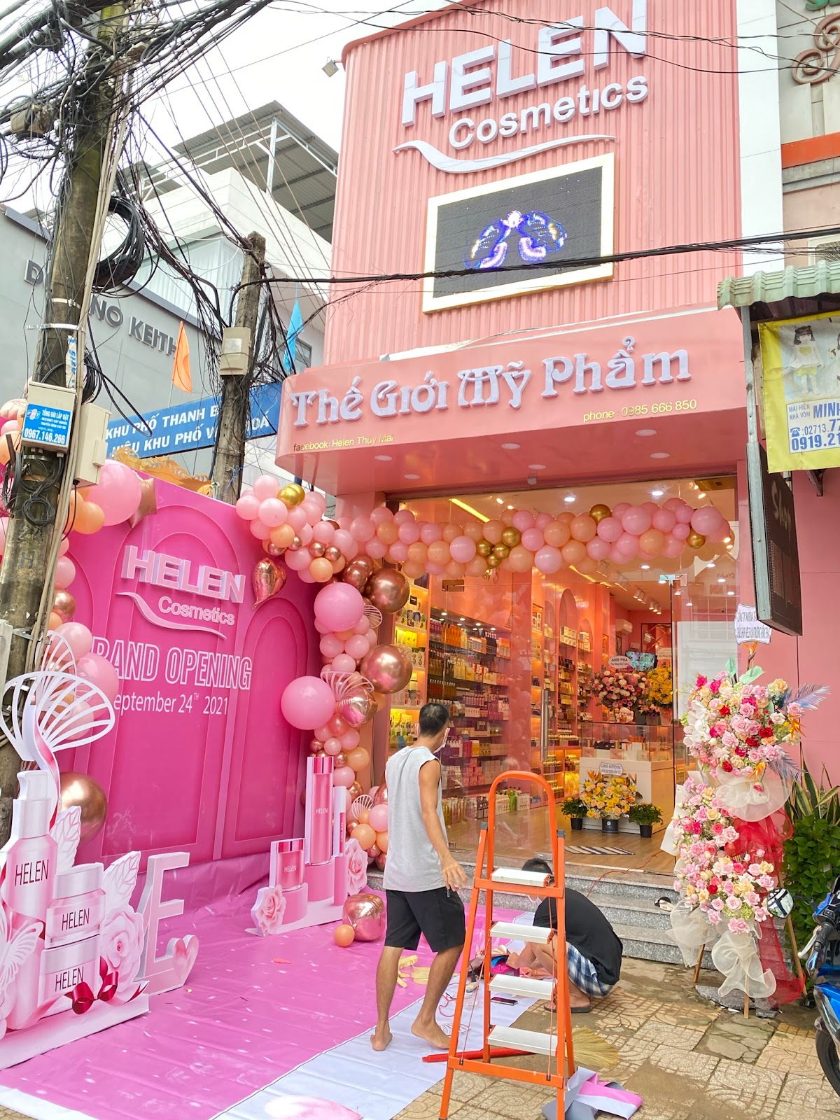 Thế Giới Mỹ Phẩm Helen Cosmetics Bình Long