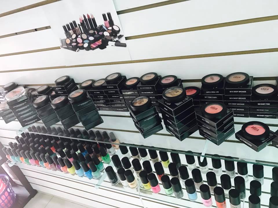 Ymat Distribuidora de Cosmeticos