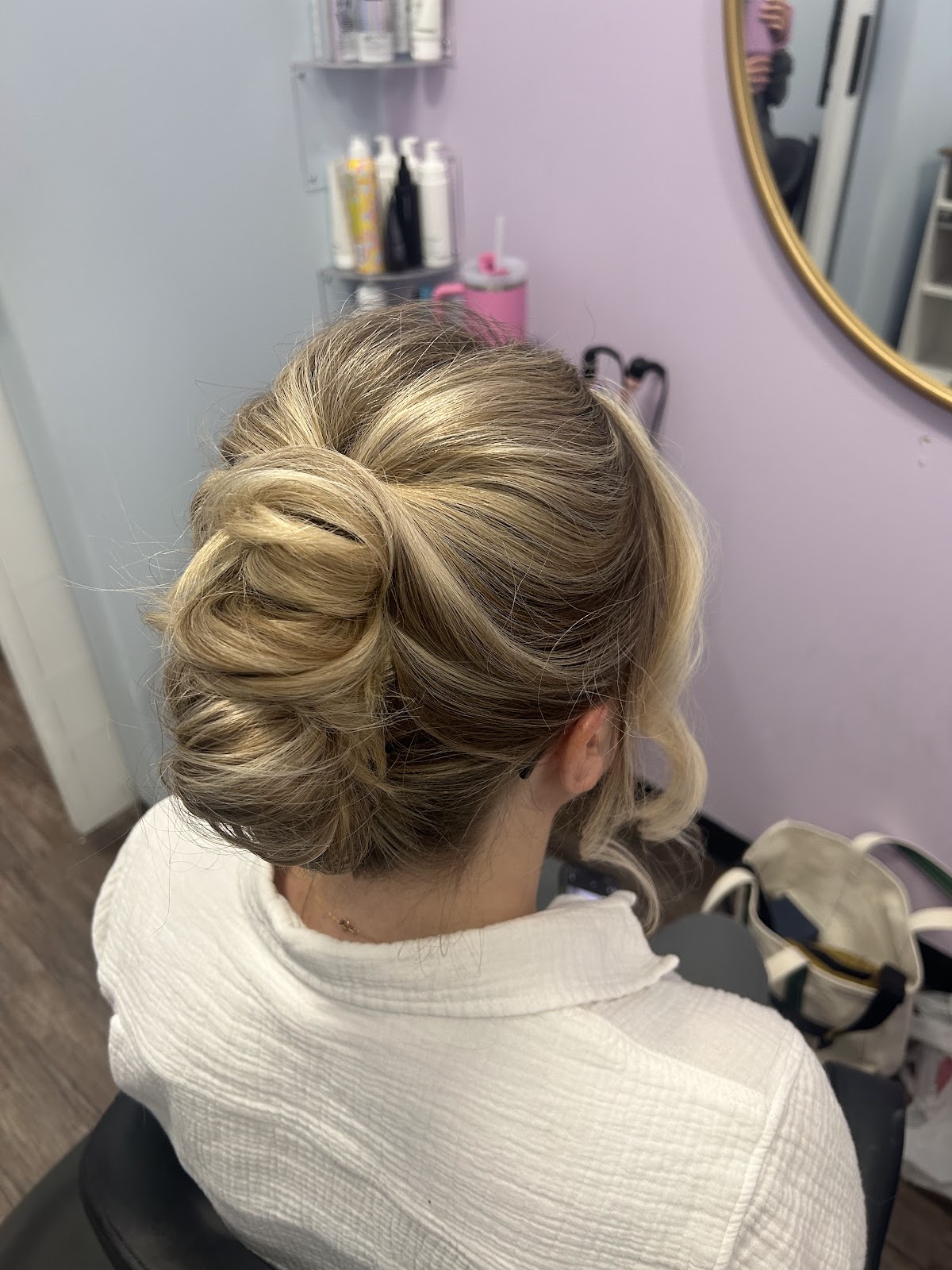 Roxee Hair, Skin & Bridal
