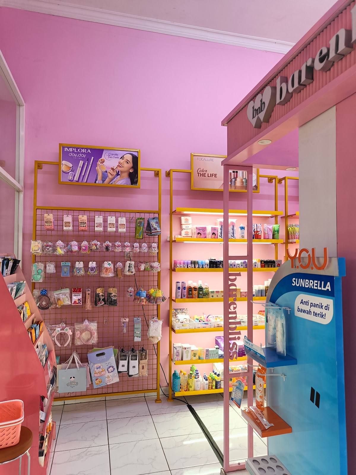 QUEEN BEAUTY STORE BANYUMAS