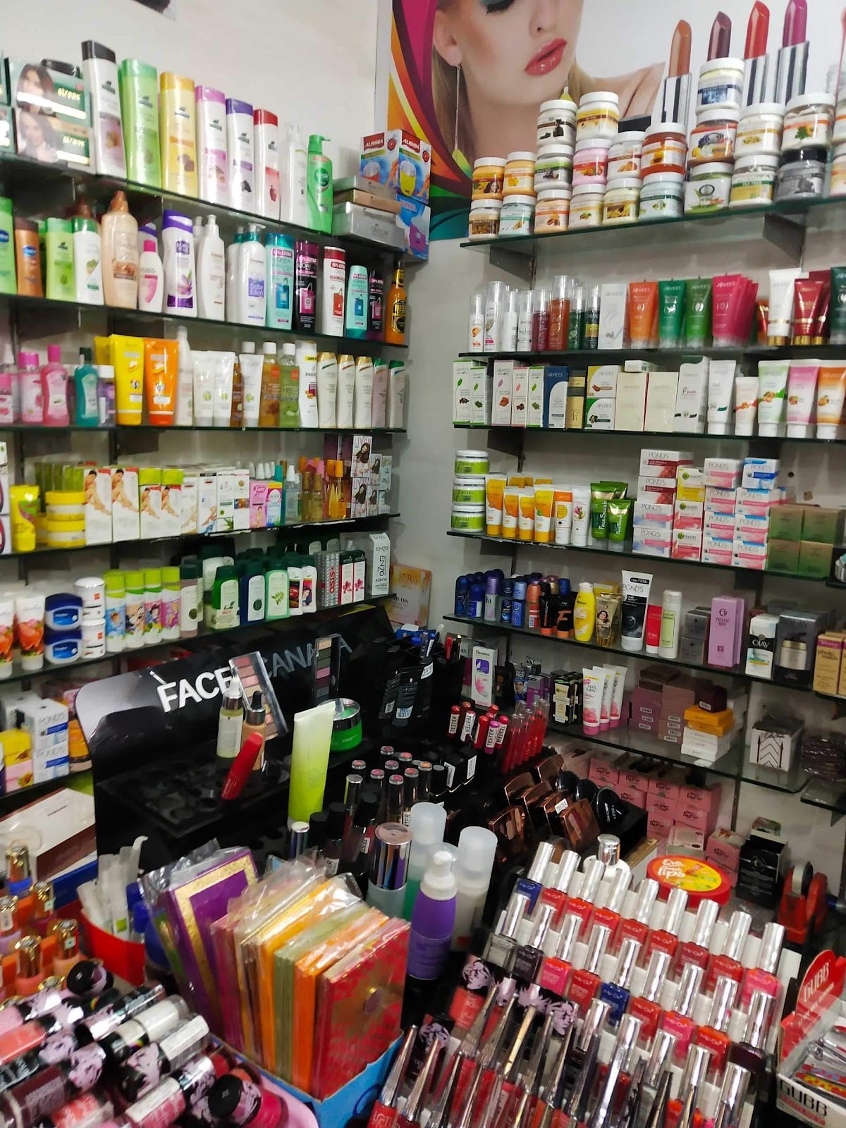 Roop Beauty Parlour and Cosmetic