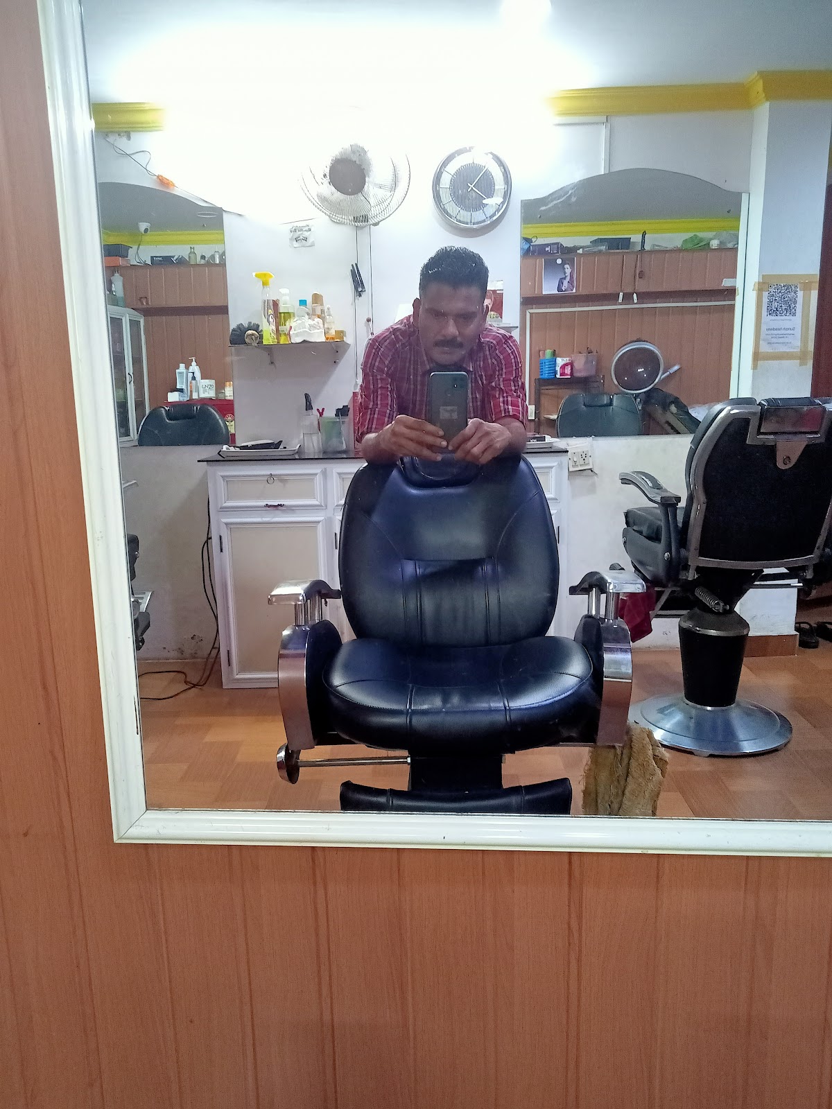 Headway Beauty parlour