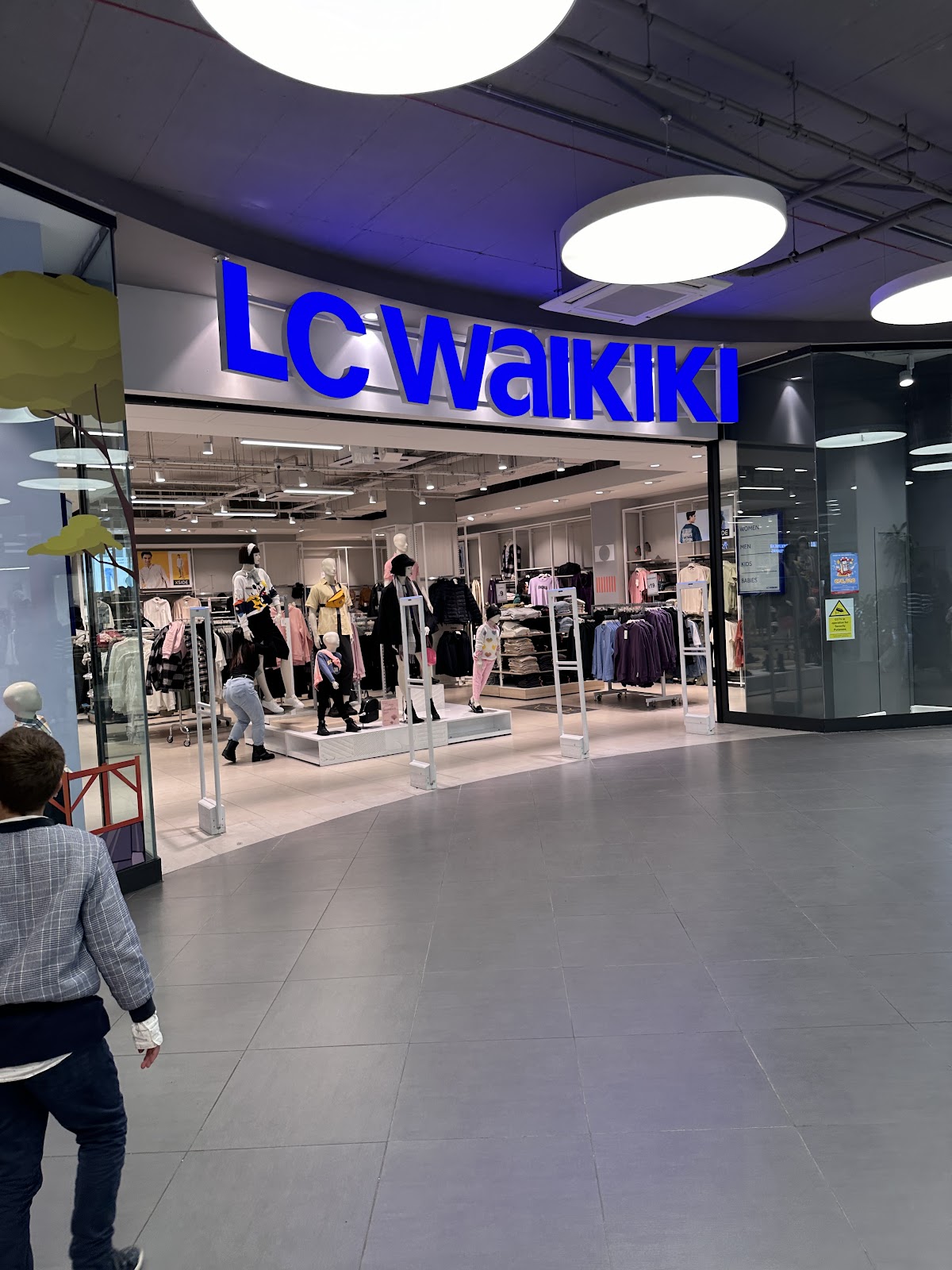 Lucy Makeup Store | Centerparc