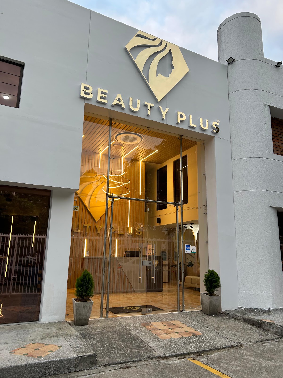 Beauty Plus Sede Cali