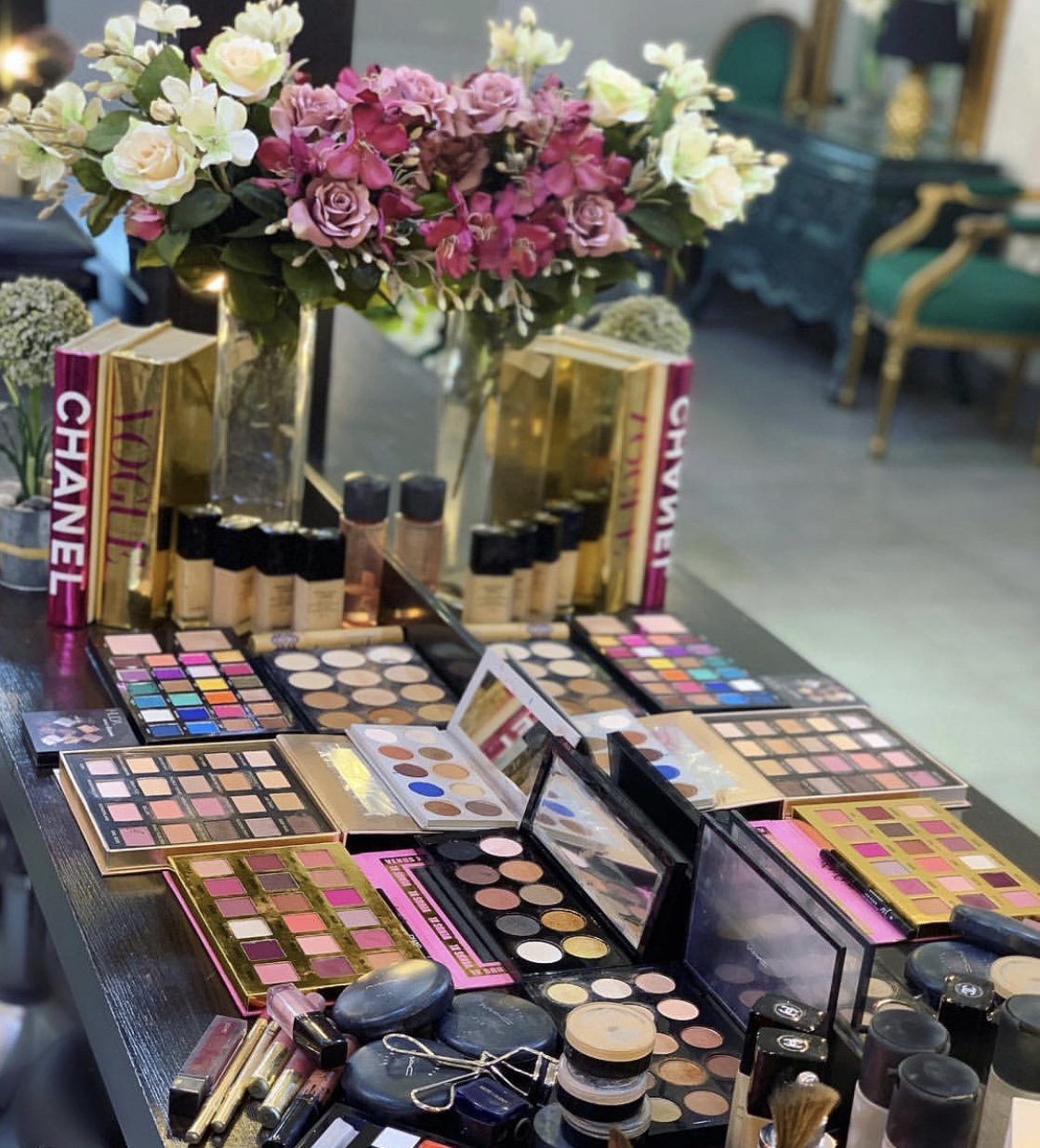 Anam Falak Beauty Salon