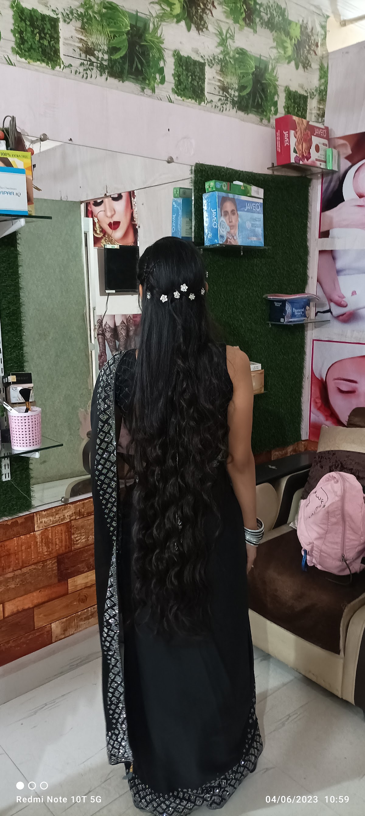 Dada-Pota Toys And Beauty Parlour