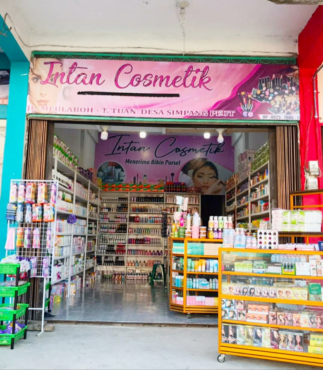 Intan Kosmetik