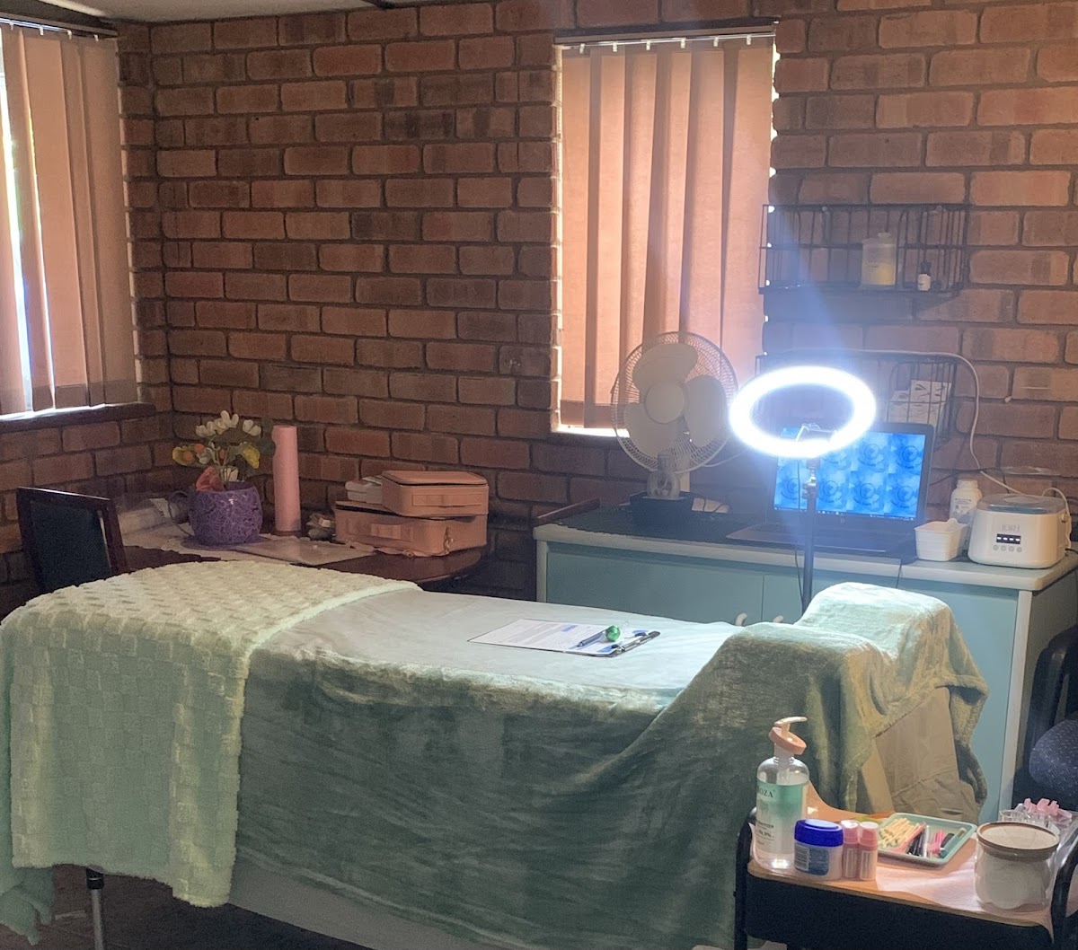 Yanahs Beauty Studio