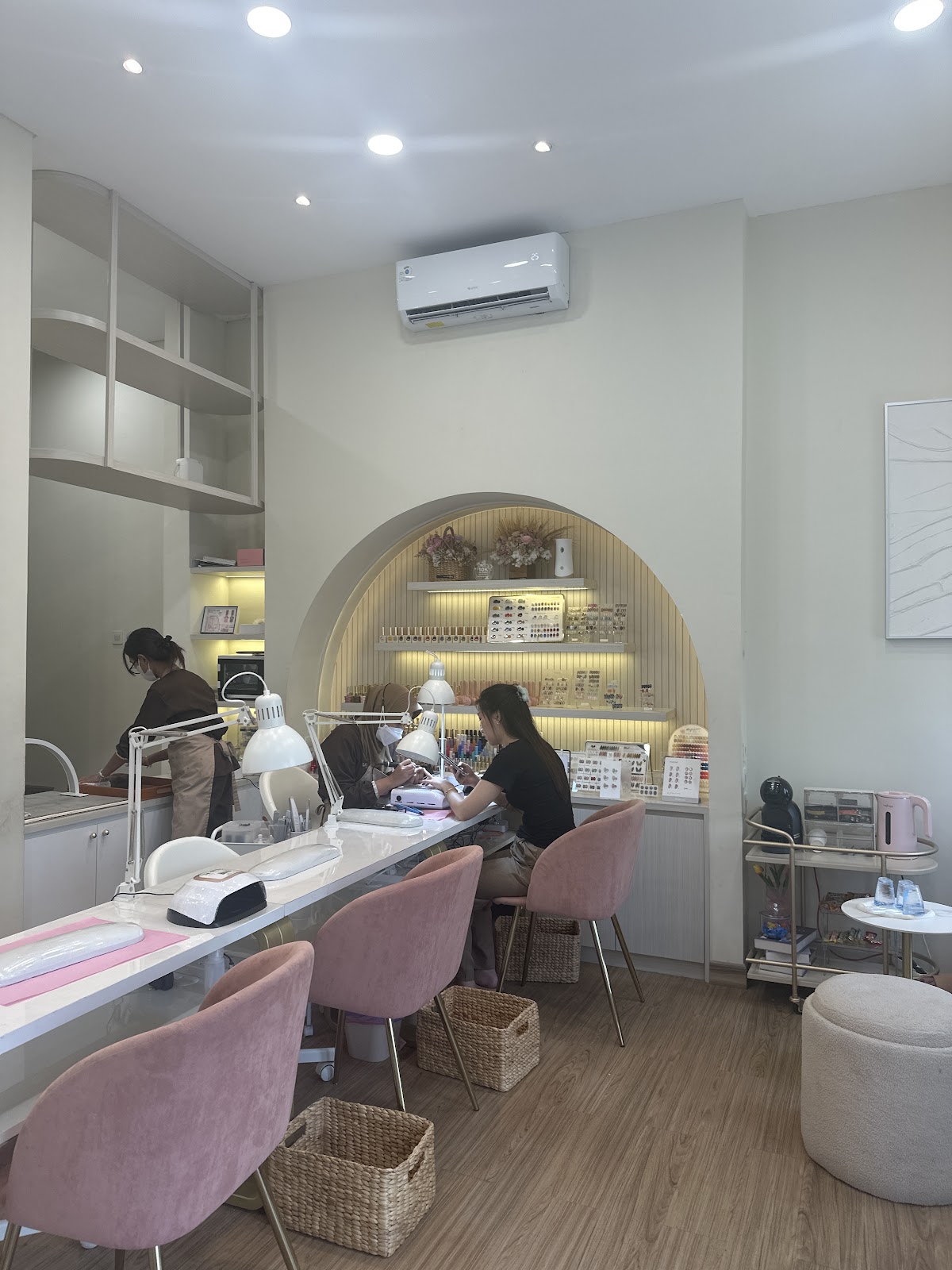 Lavelle Beauty Bar & Wellness