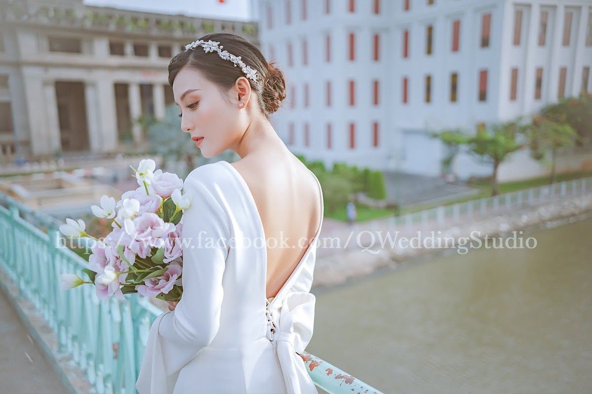 Qwedding