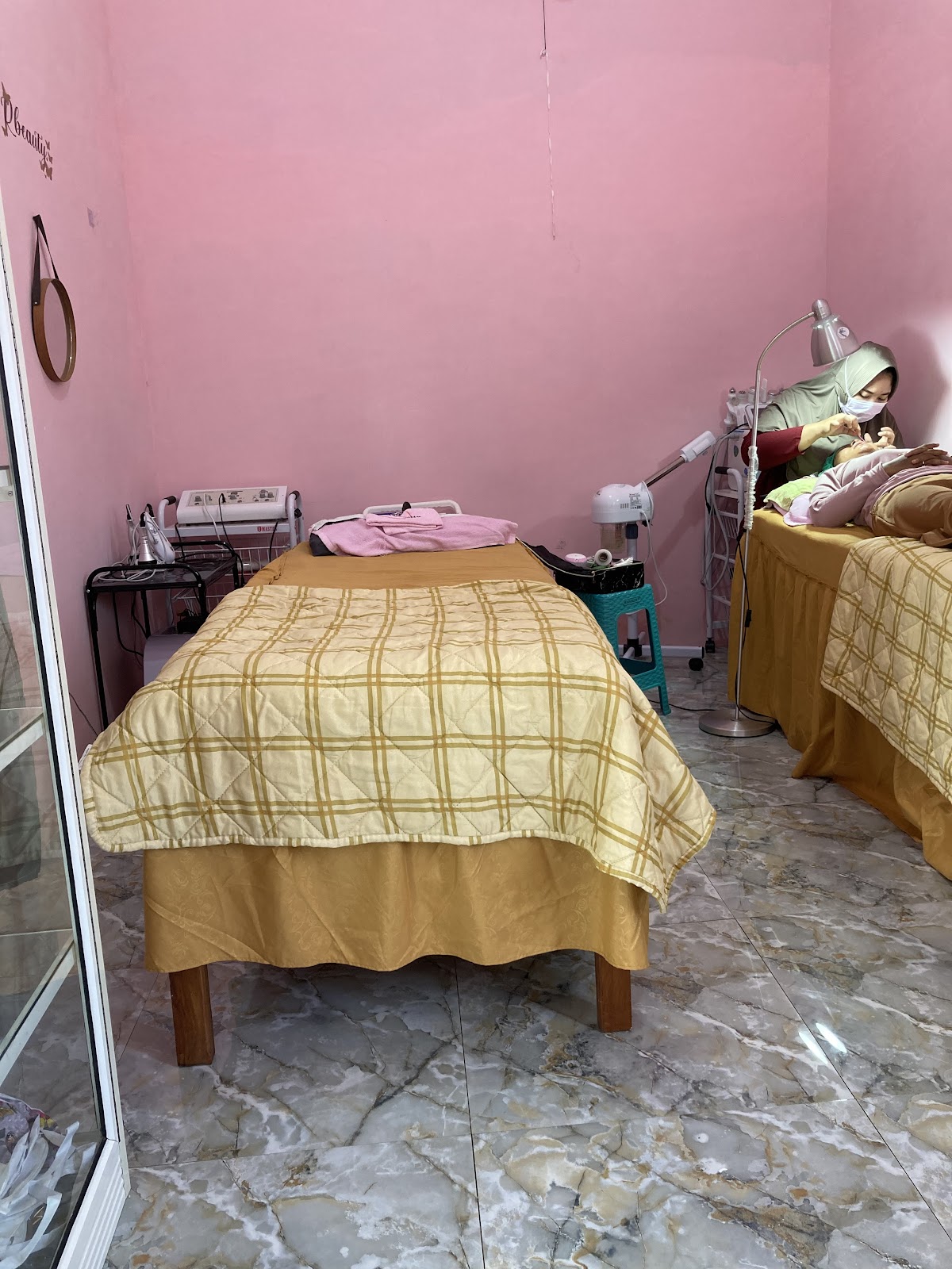 Rumah cantik R BEAUTY (rumah facial)