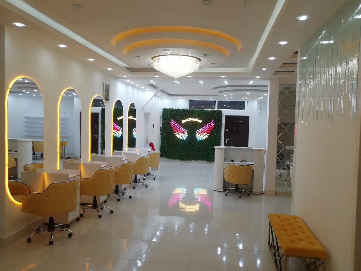 Arous Saraye Banoo Fereydouni