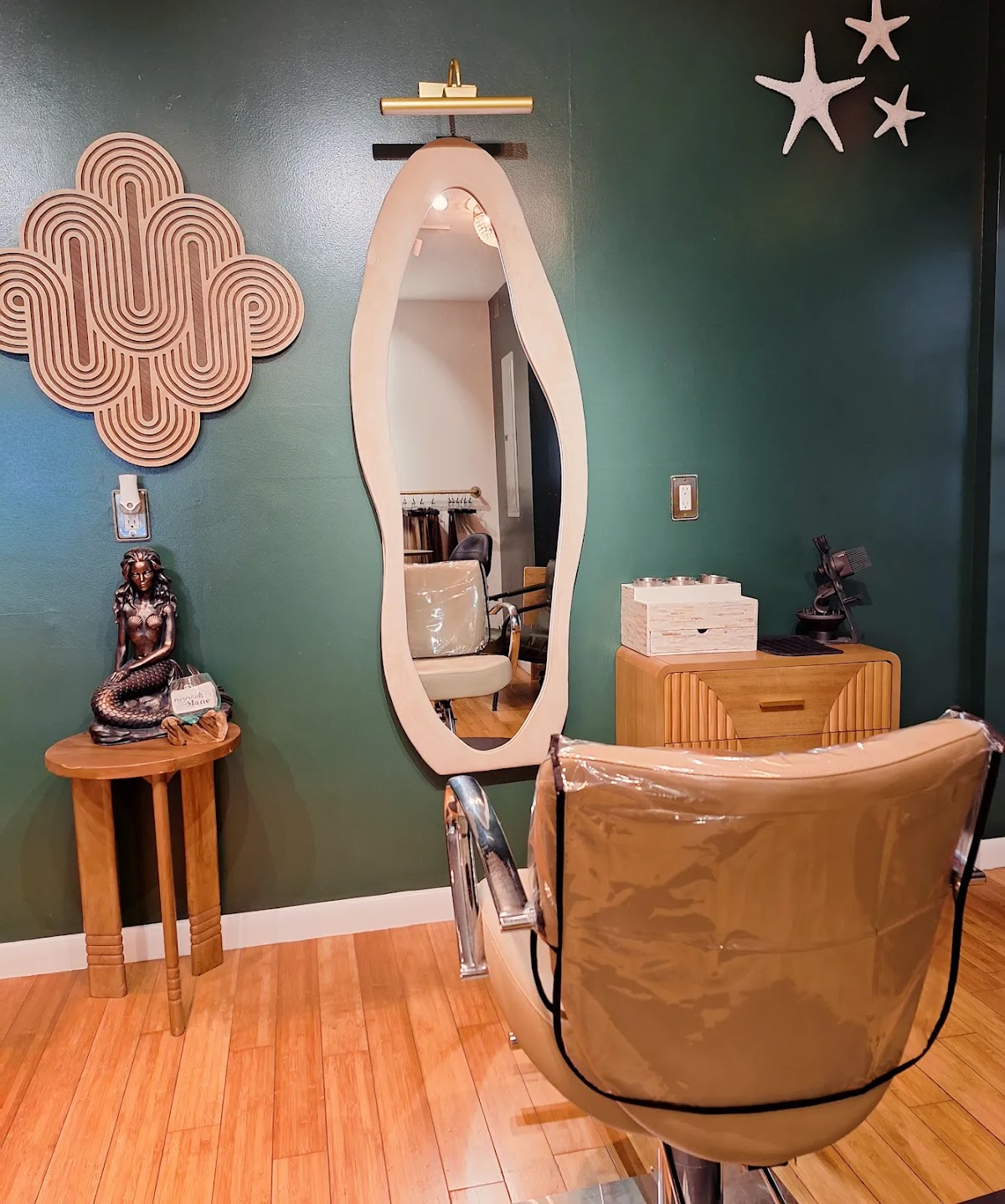 Mermaids Mane Beauty Bar