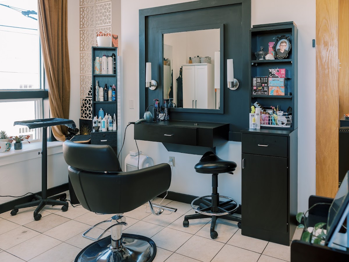 MAX Beauty Studios, LLC