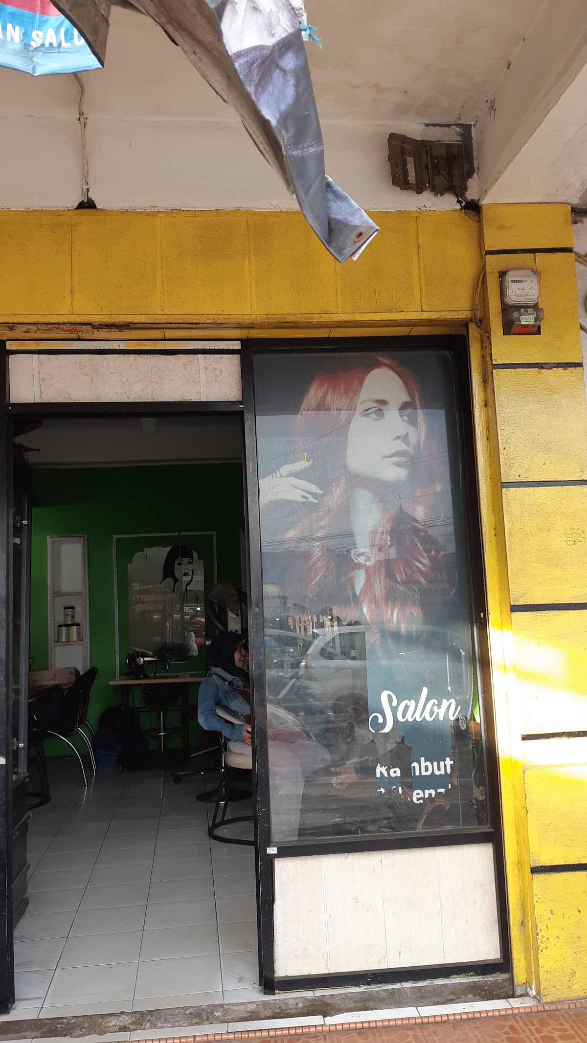 Dessy Salon