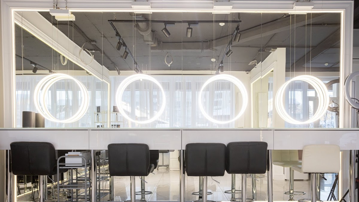 Beauty hall