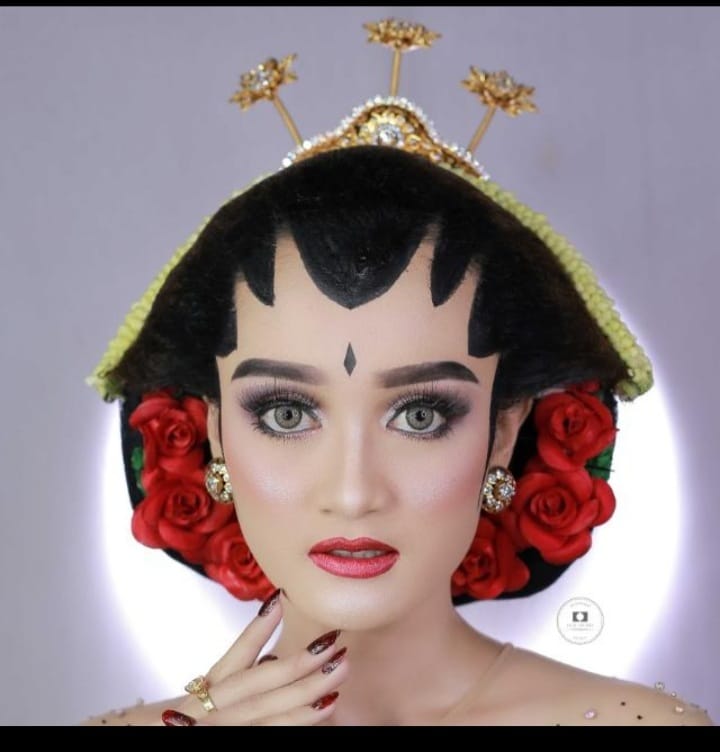 RIAS CANTIKA