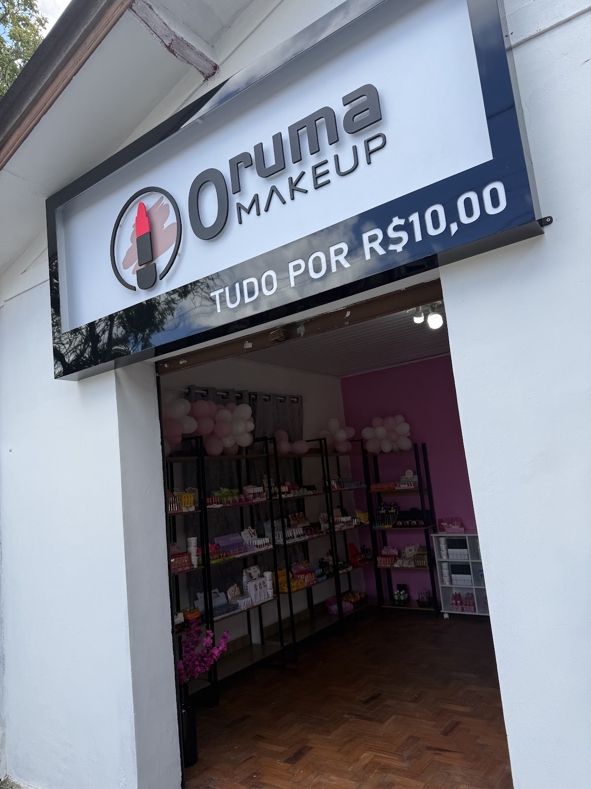 Oruma makeup