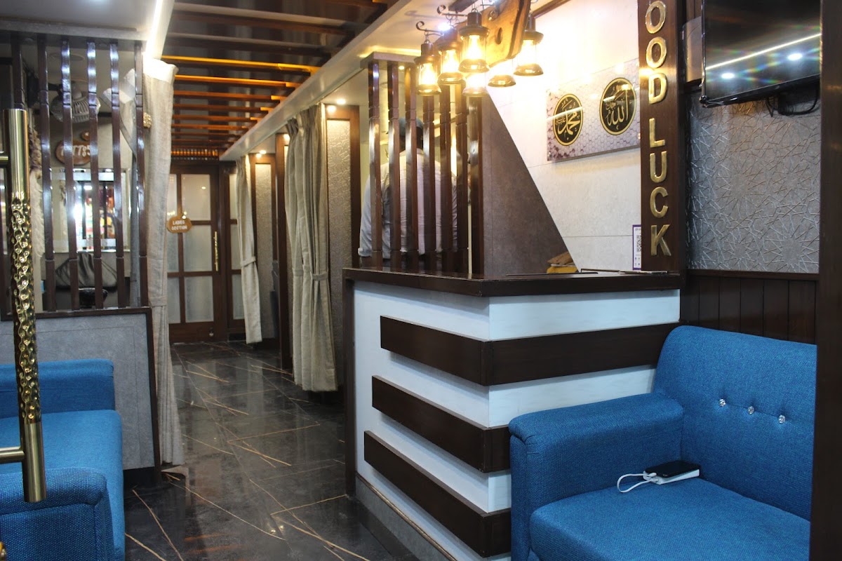 New Good Luck Salon Make-Up & Tattoo Studio