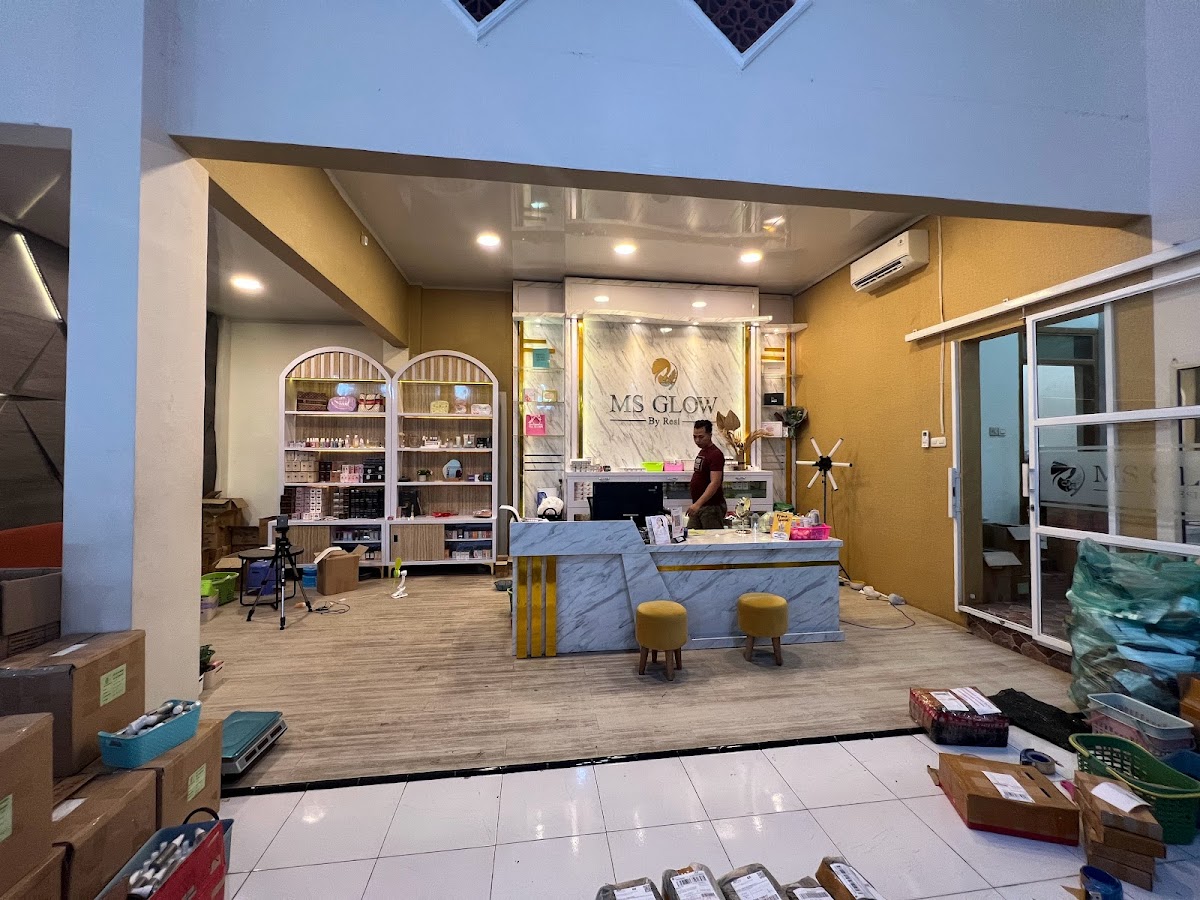 Ms Glow Trenggalek Official Store