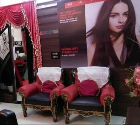 Sparkle Matrix Salon