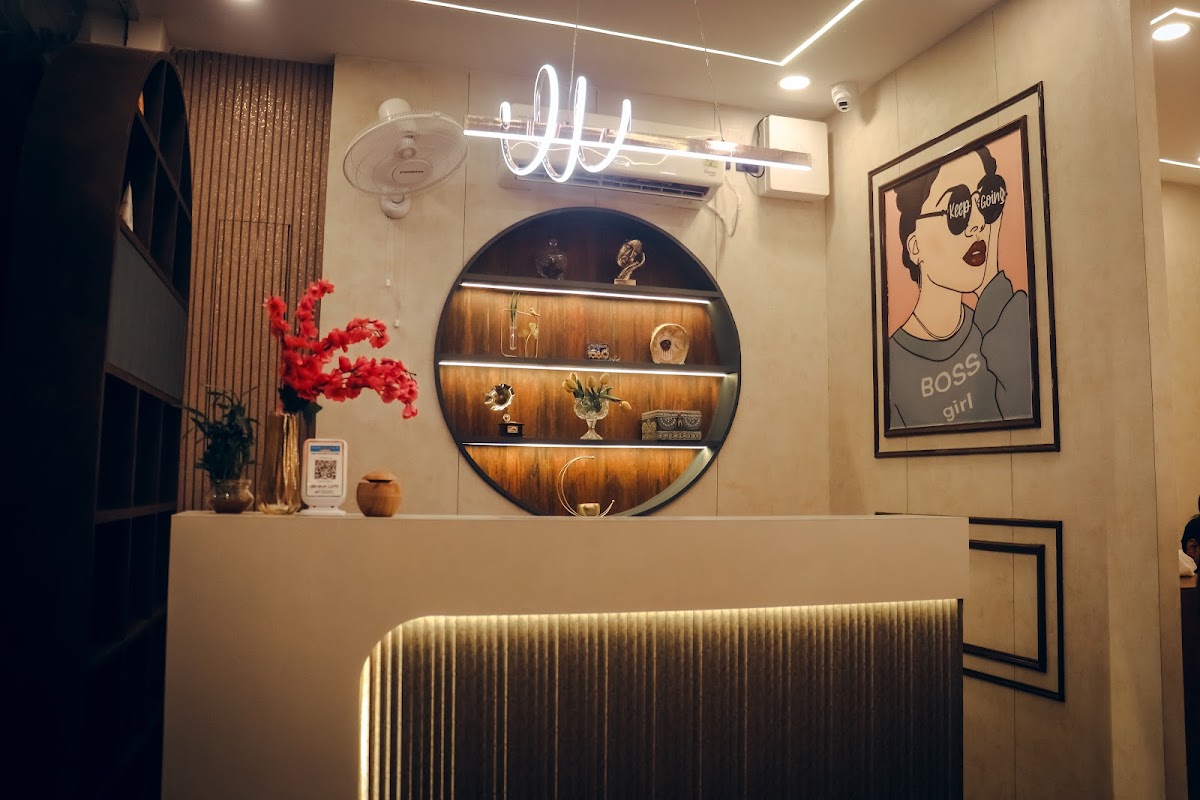 Glam Studios Bagaha