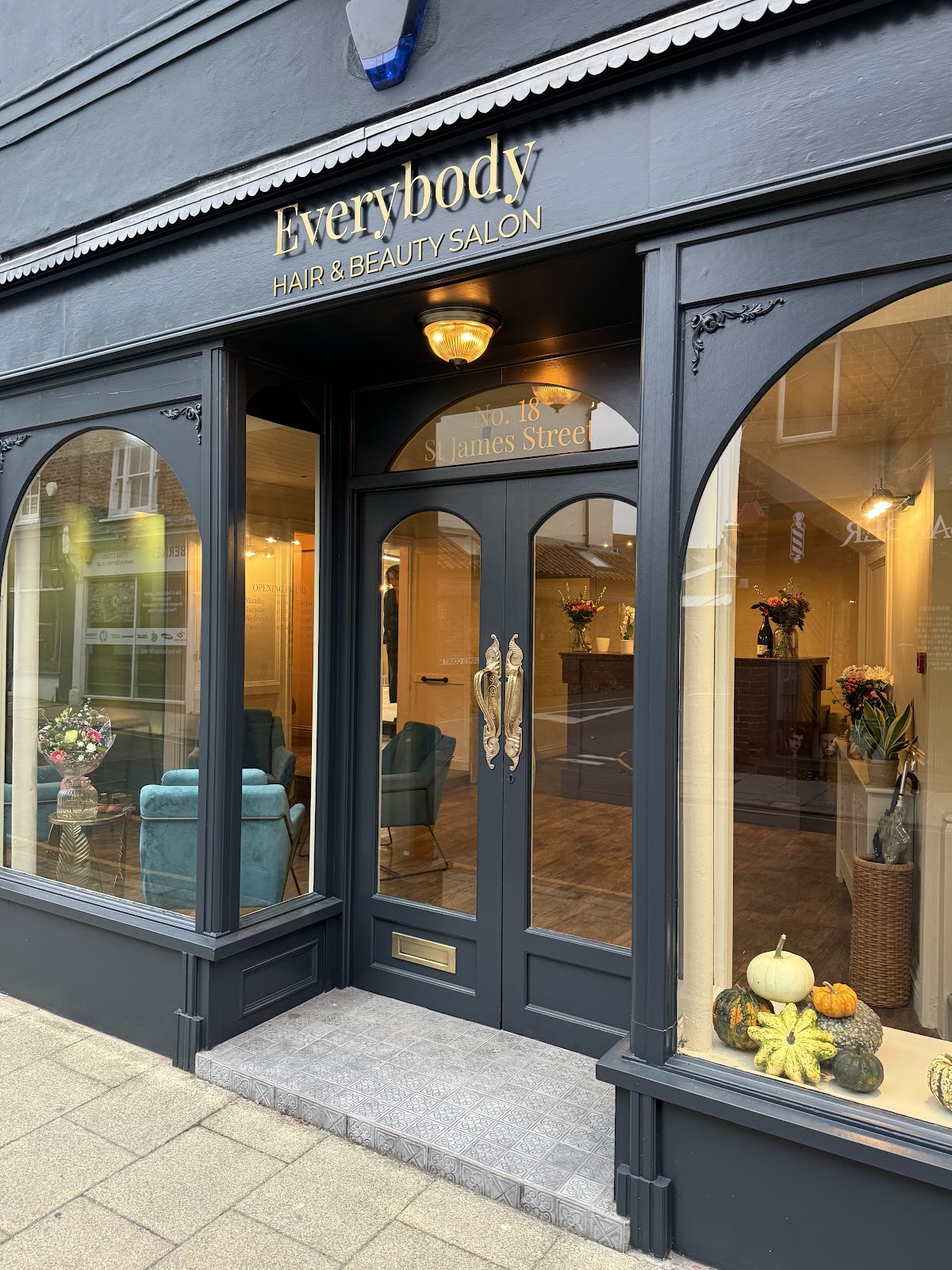 Everybody Hair & Beauty Salon