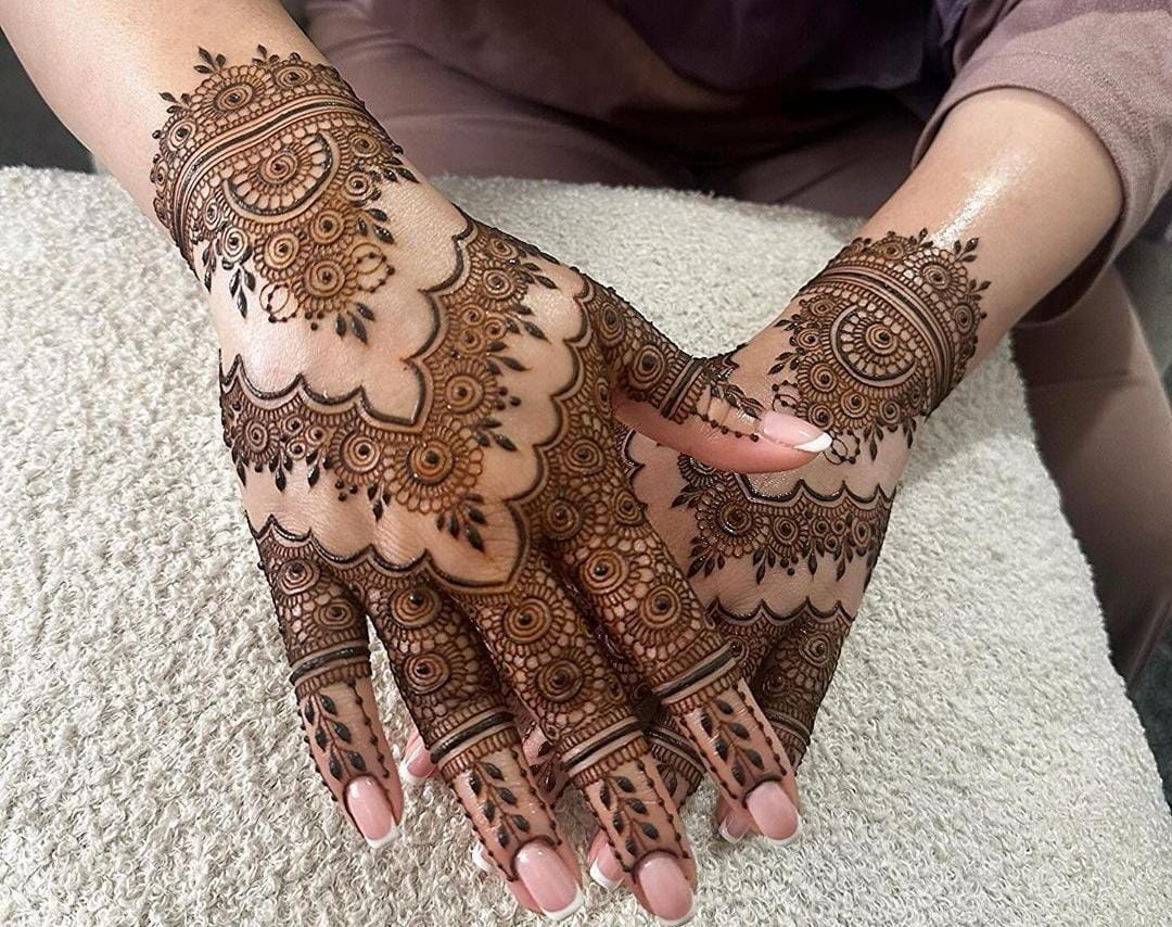 Beauty Salon Services At Home