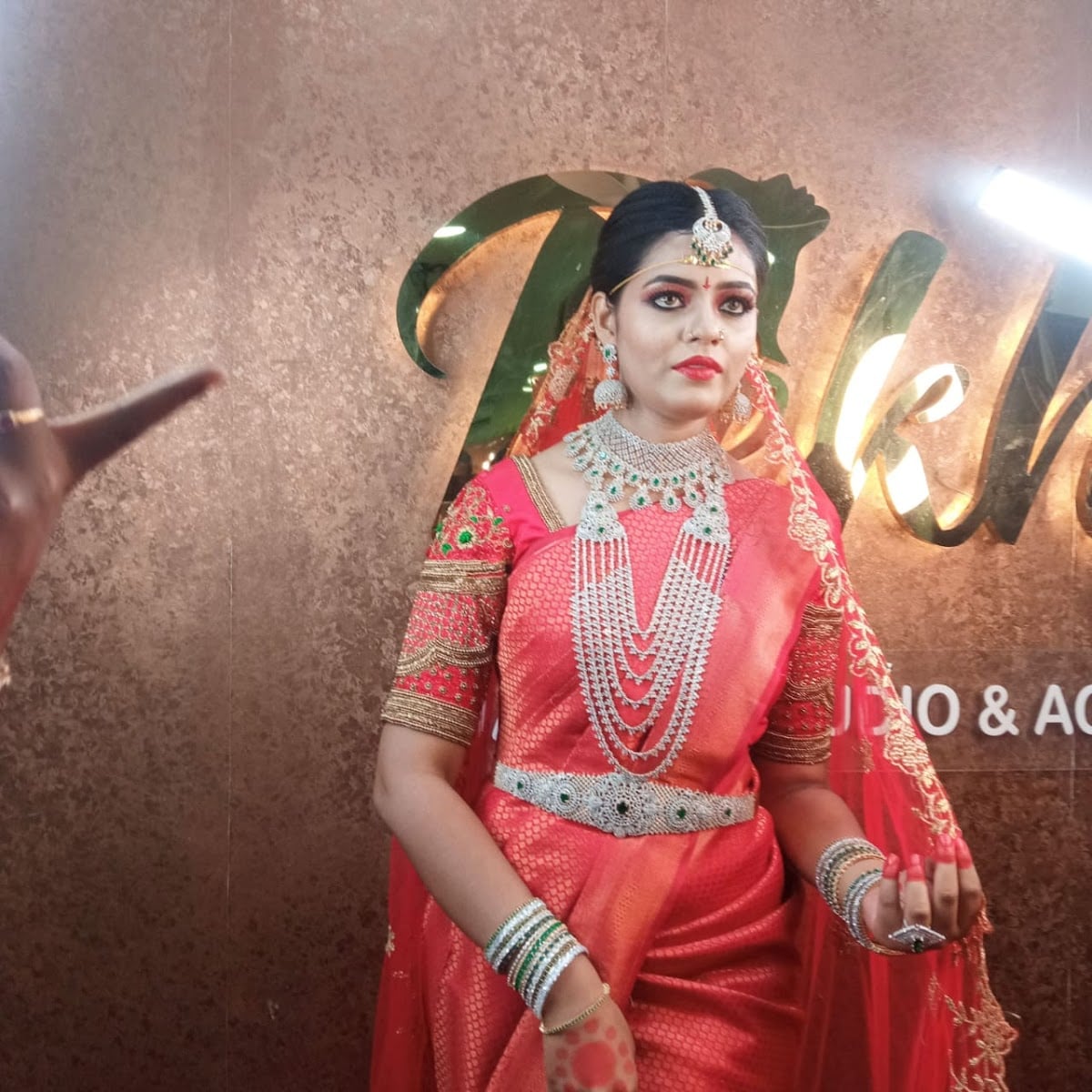 Roopa's Beauty Salon & Makeup Studio Proddatur
