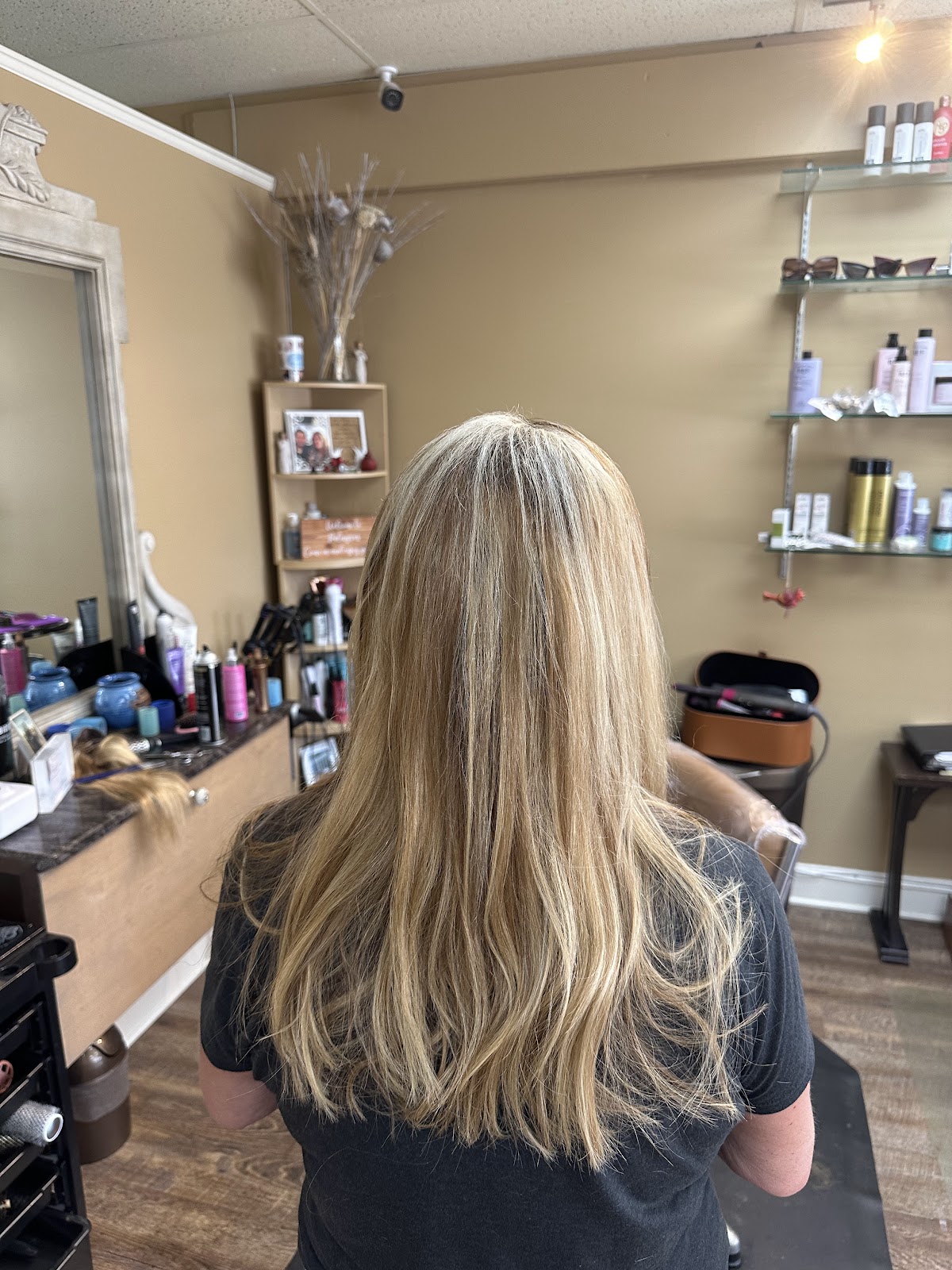 Palmyra's Hair & Day Spa