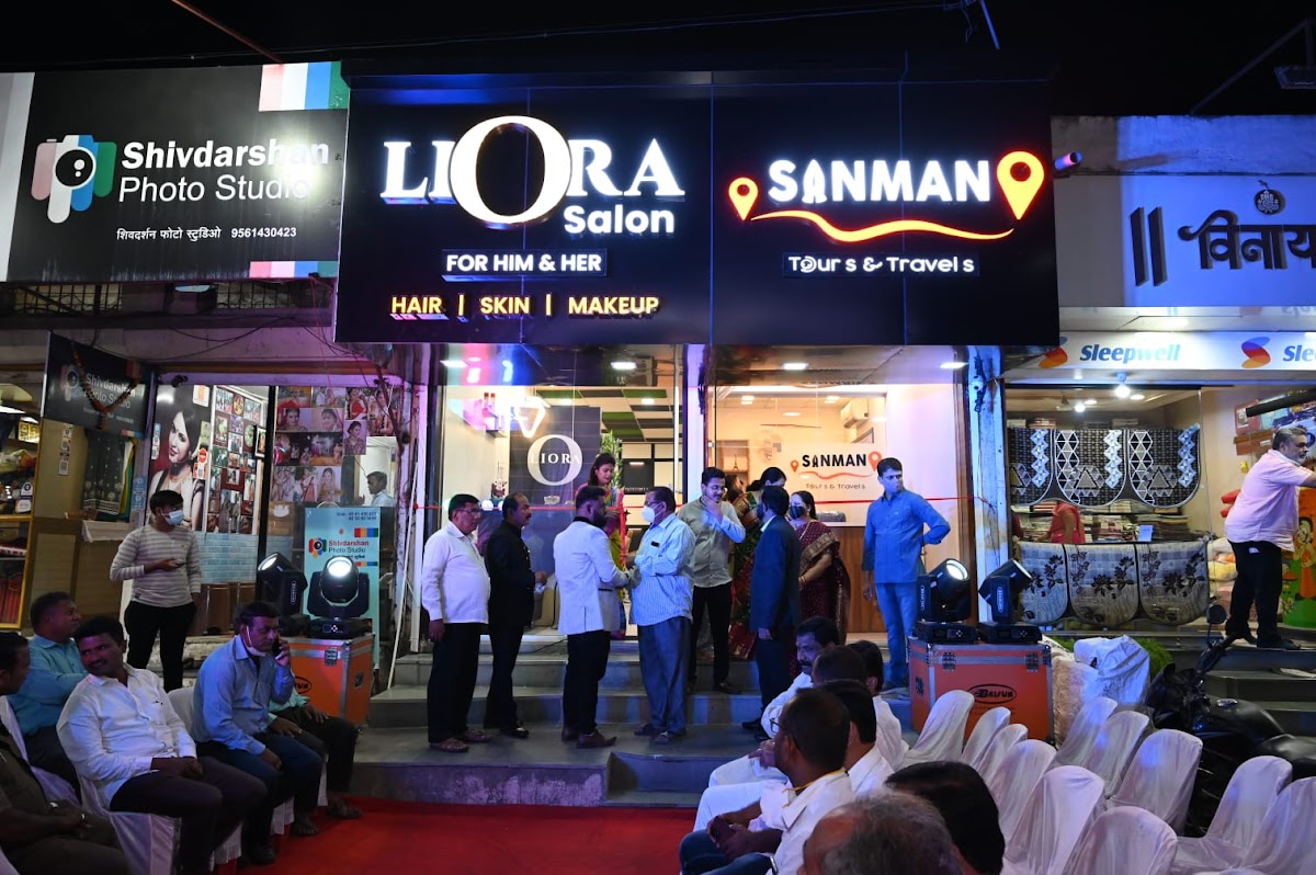 Liora Salon