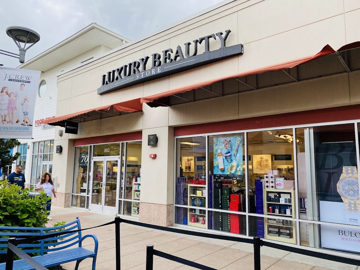 Luxury Beauty Store
