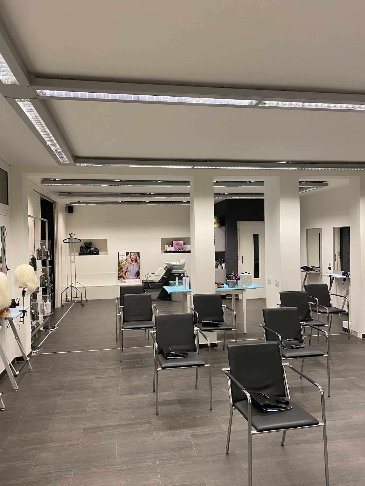 Squeri Ido Distribuzione Cosmetici