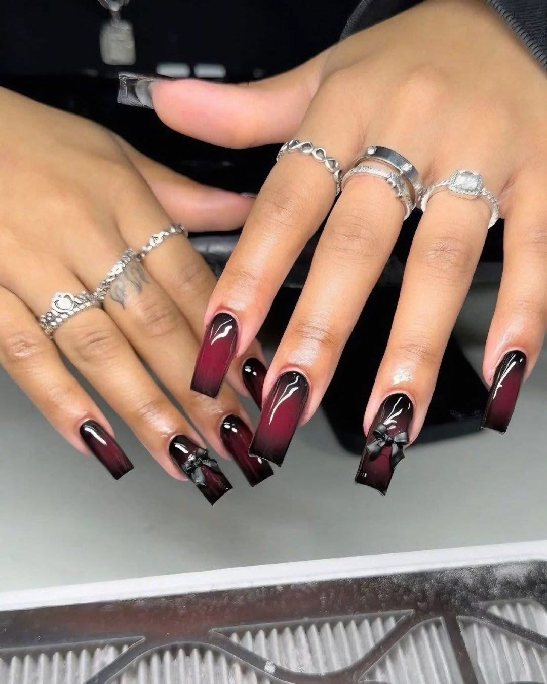 Dung Mon Nails