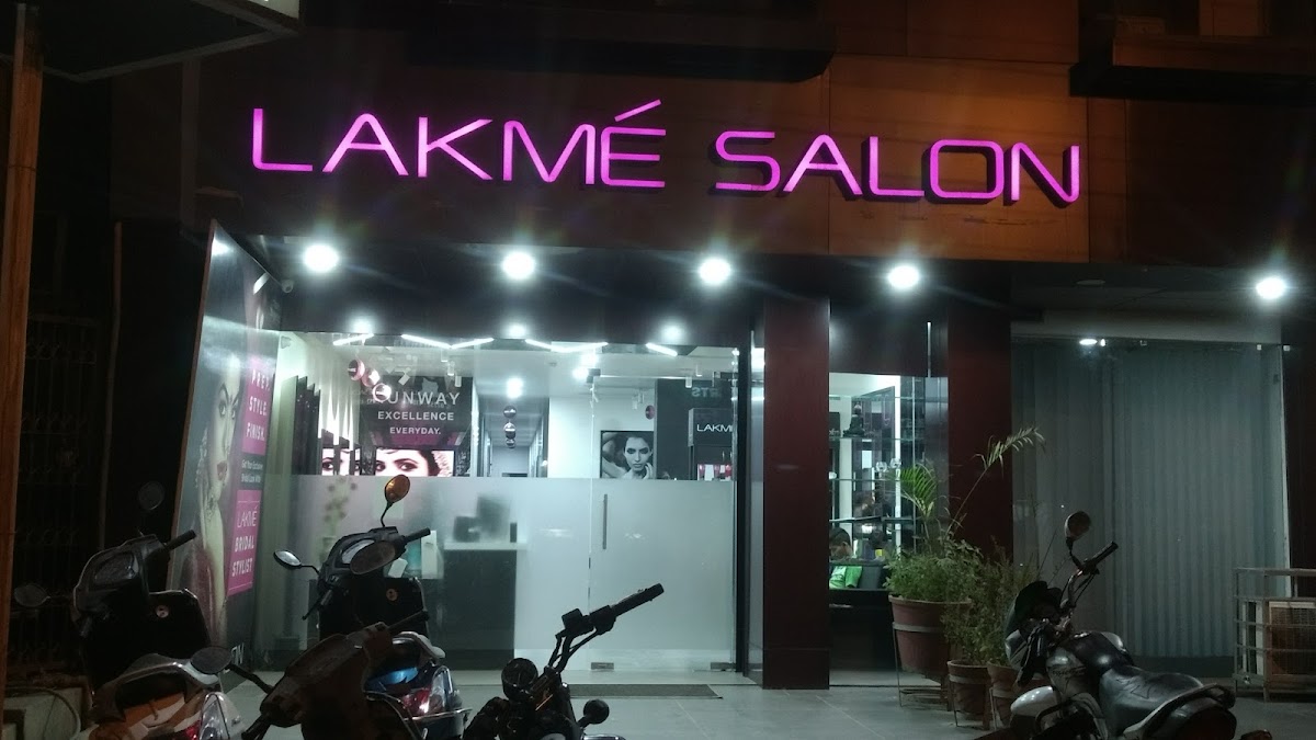 Luxe Salon Bridal