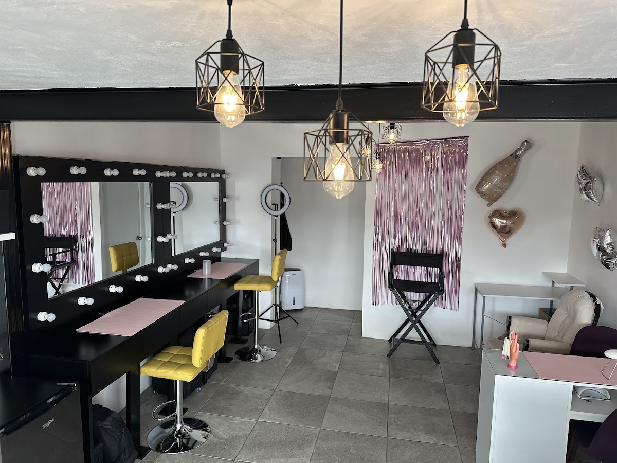 ArTemorena Studio Makeup