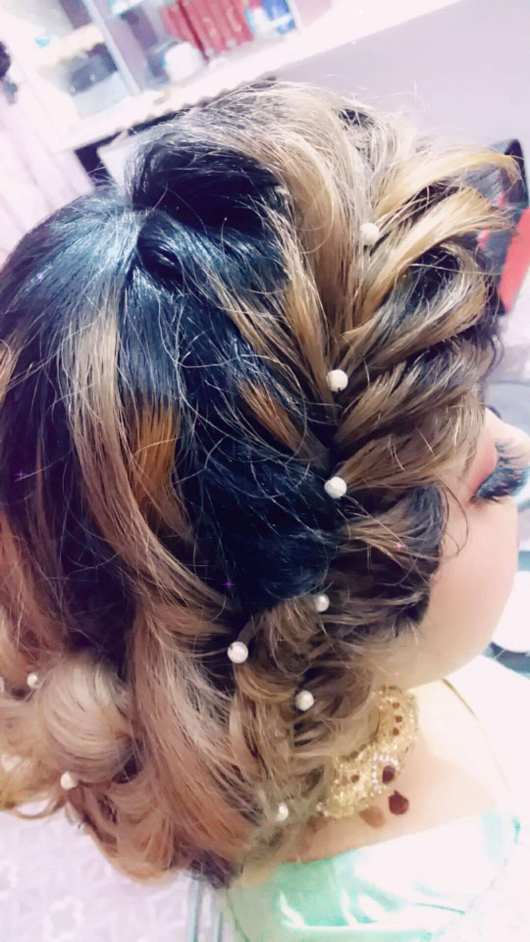 Luxury Beauty Saloon