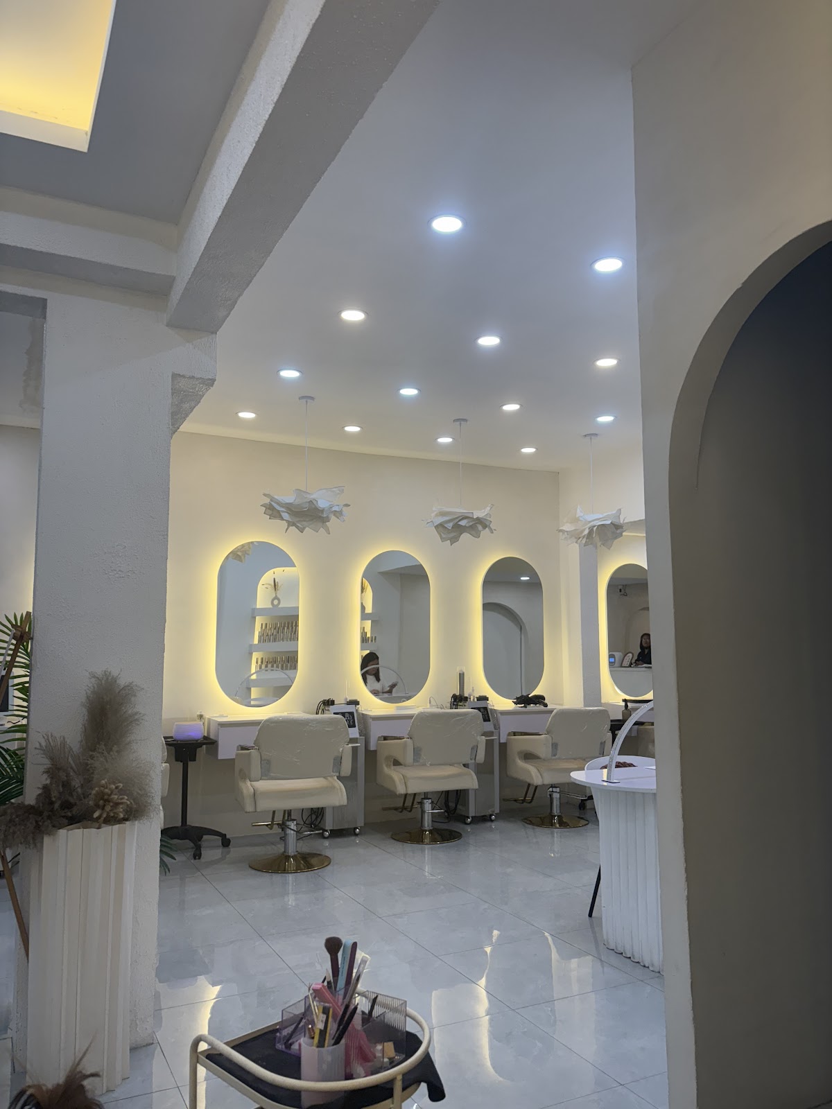 Oh My Gracious Beauty Lounge & Wellness