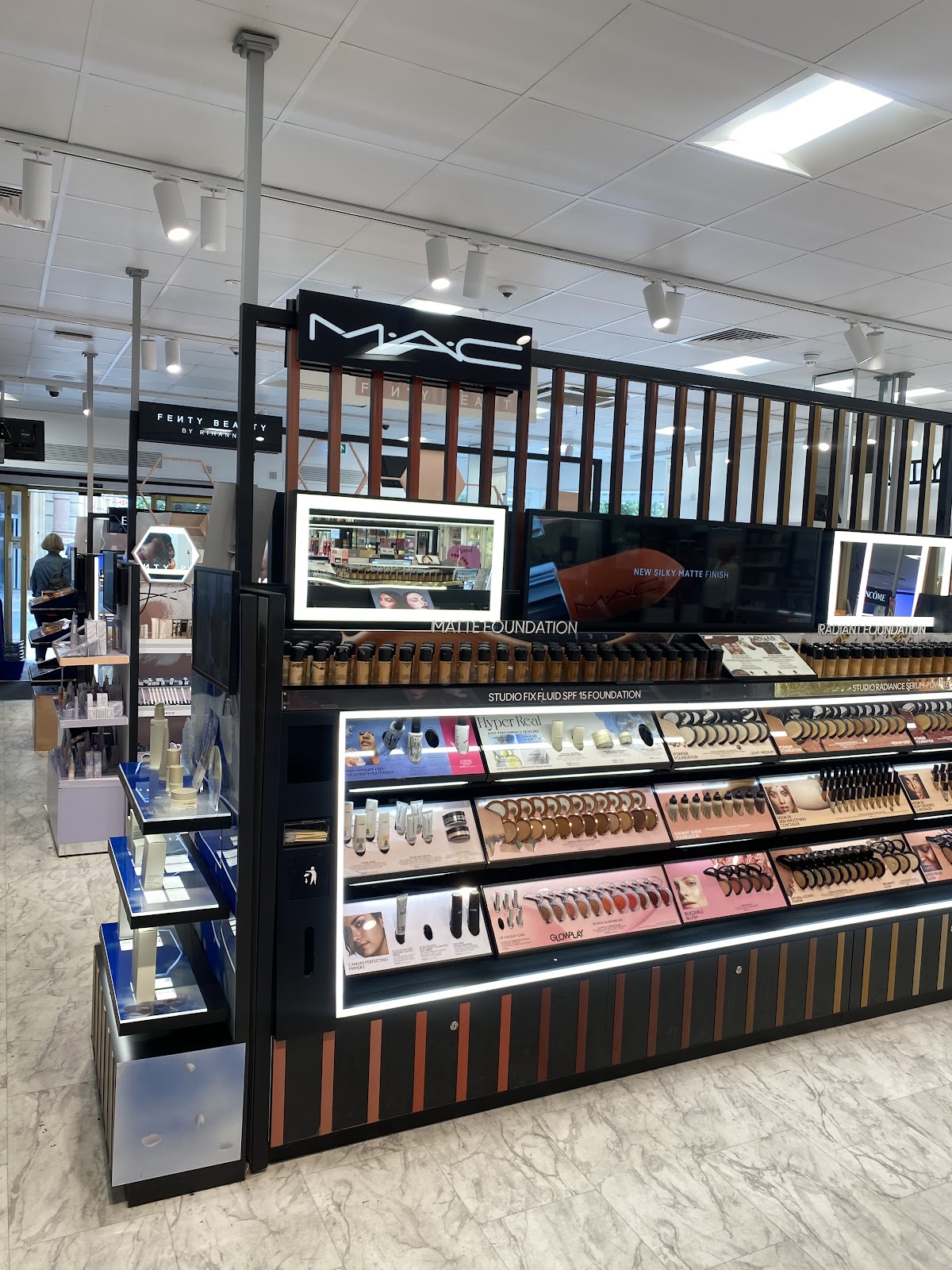 MAC Cosmetics