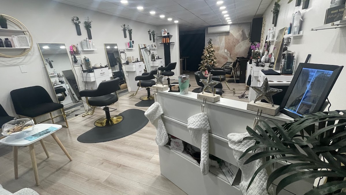 Nu-Me Hair Salon
