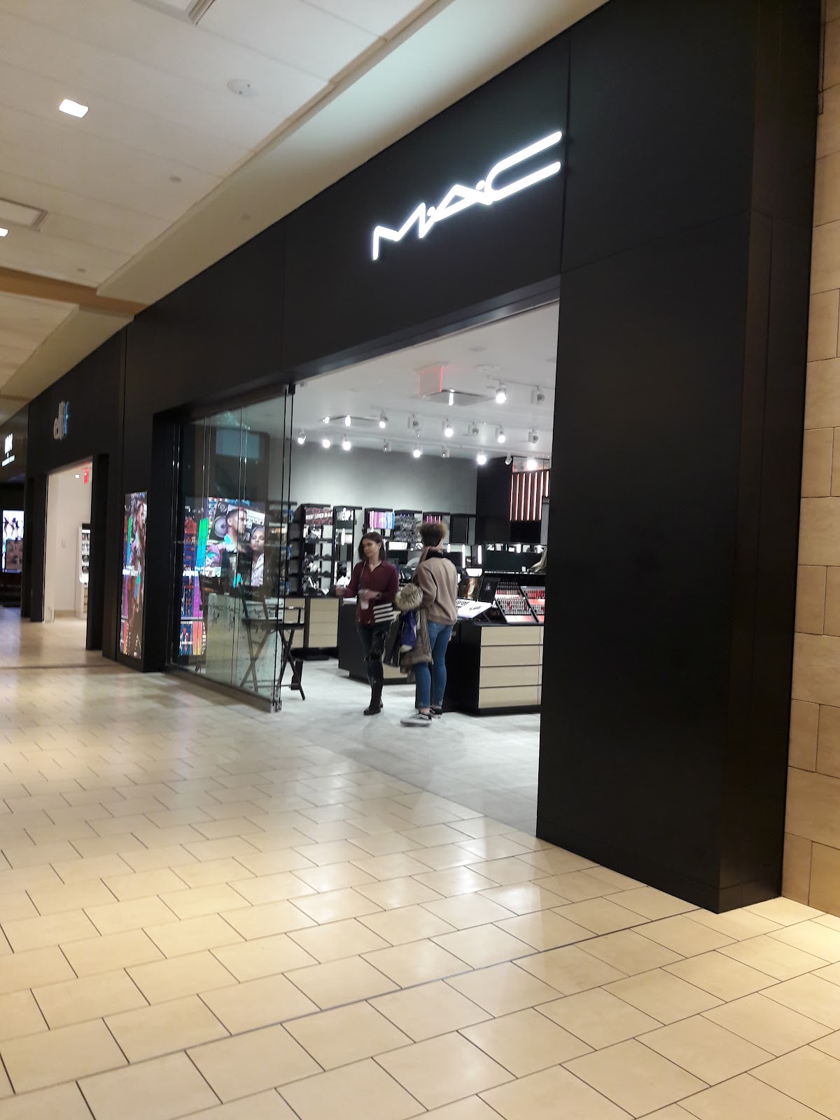 MAC Cosmetics