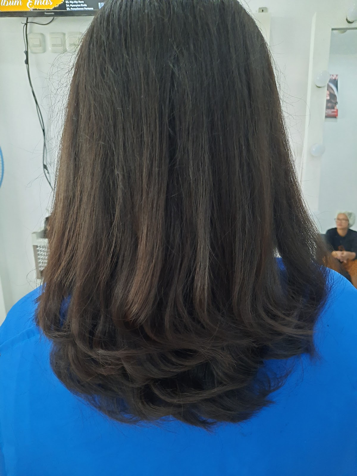 NR Salon & Make Up