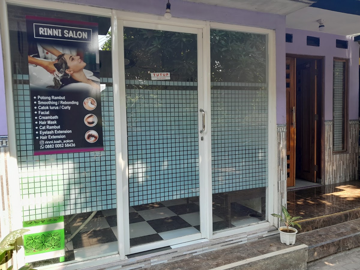 Rinni Lash Salon