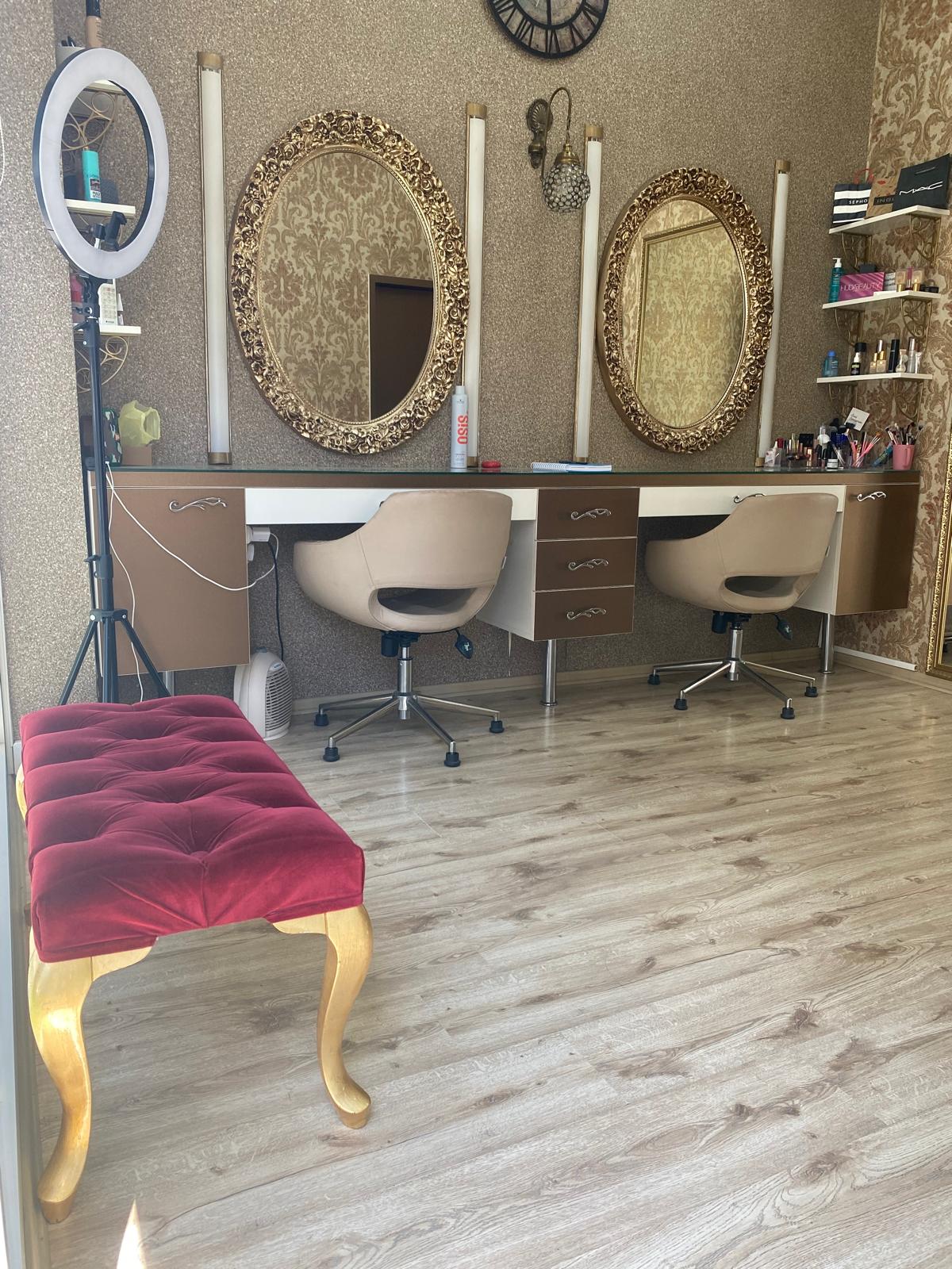 Sezen Makeup Studio