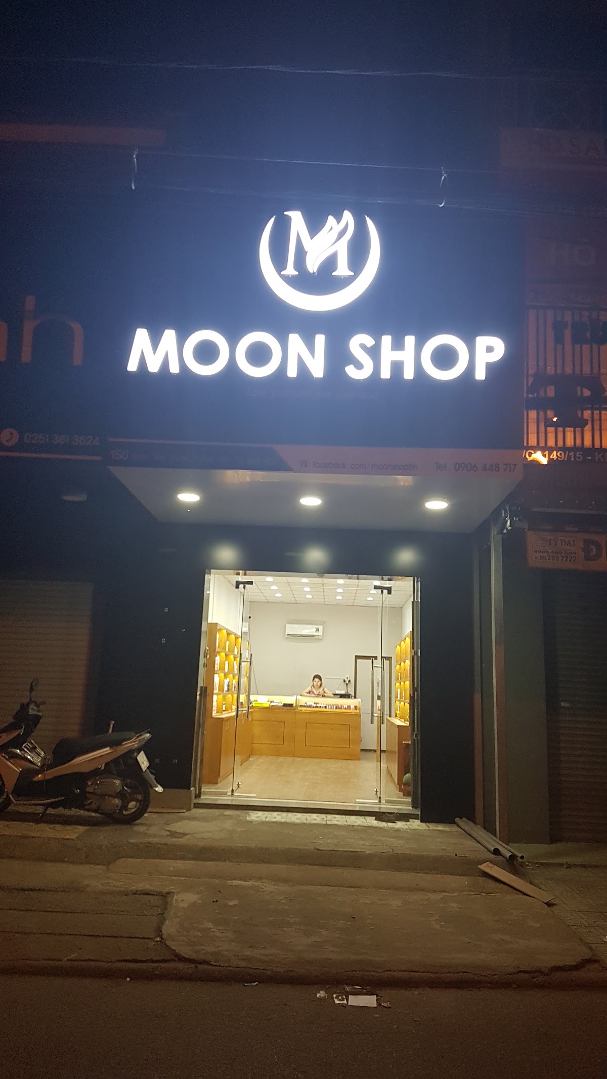Moon Shop Bien Hoa Cosmetics