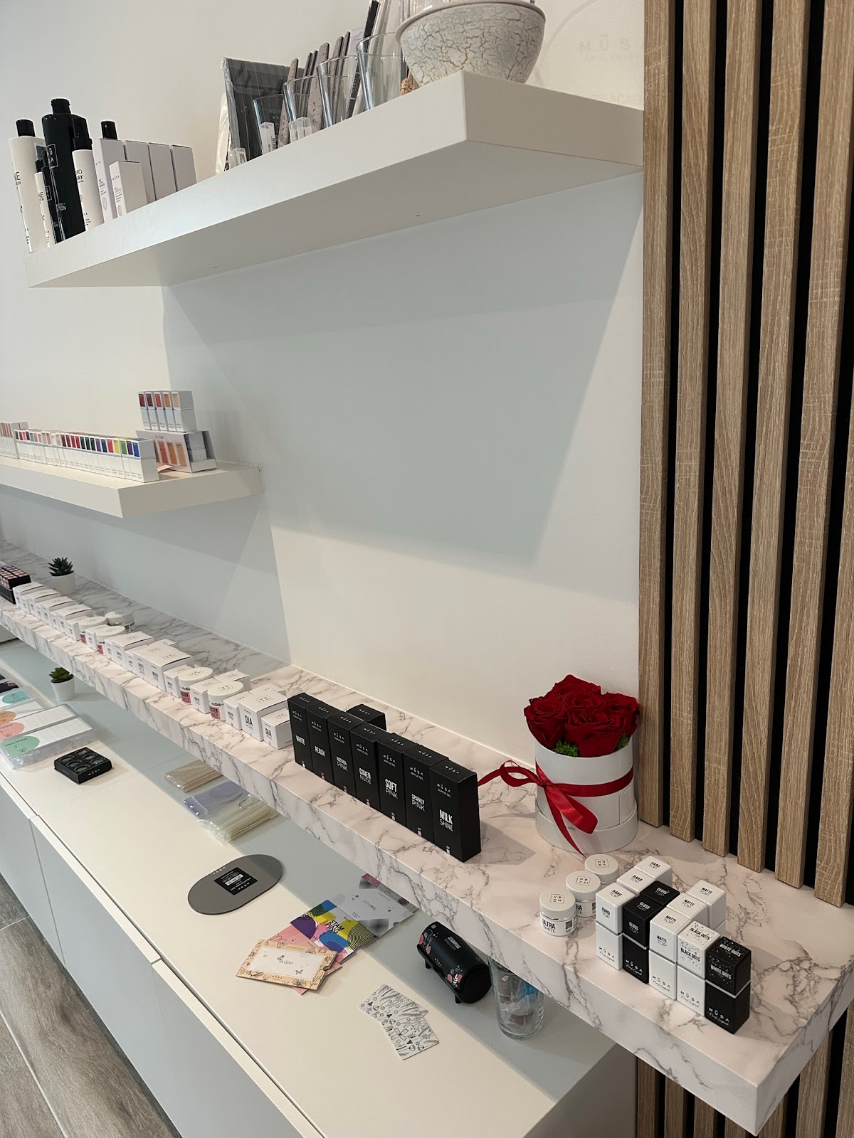 Beverlly Beauty Salon Musa Aiseau