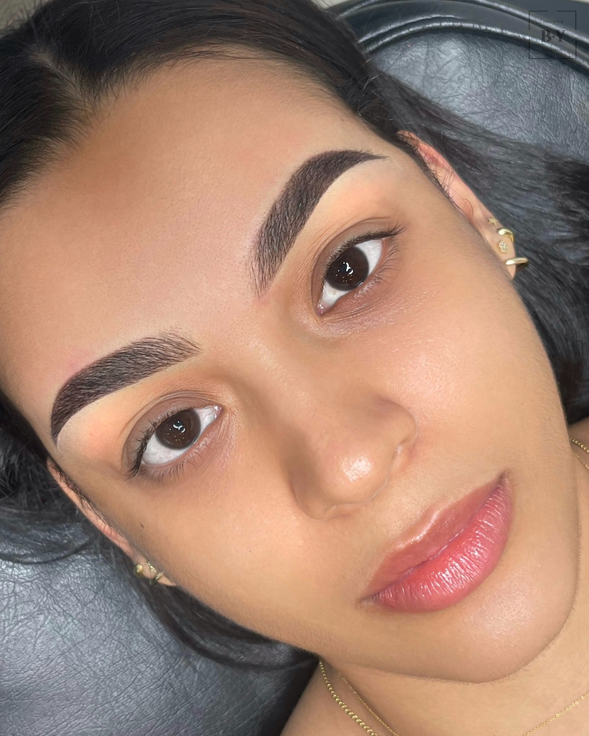 Be You Brows y Academy