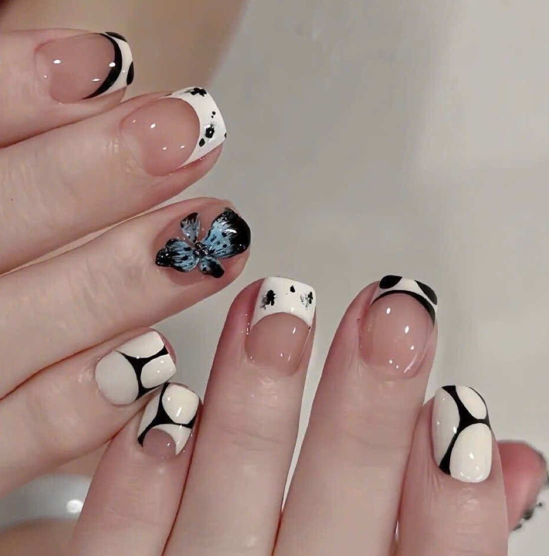 Trang Beauty-Nail-Eyelashes-Brow Lamination-Hair Wash Massage -Waxing-Microblading